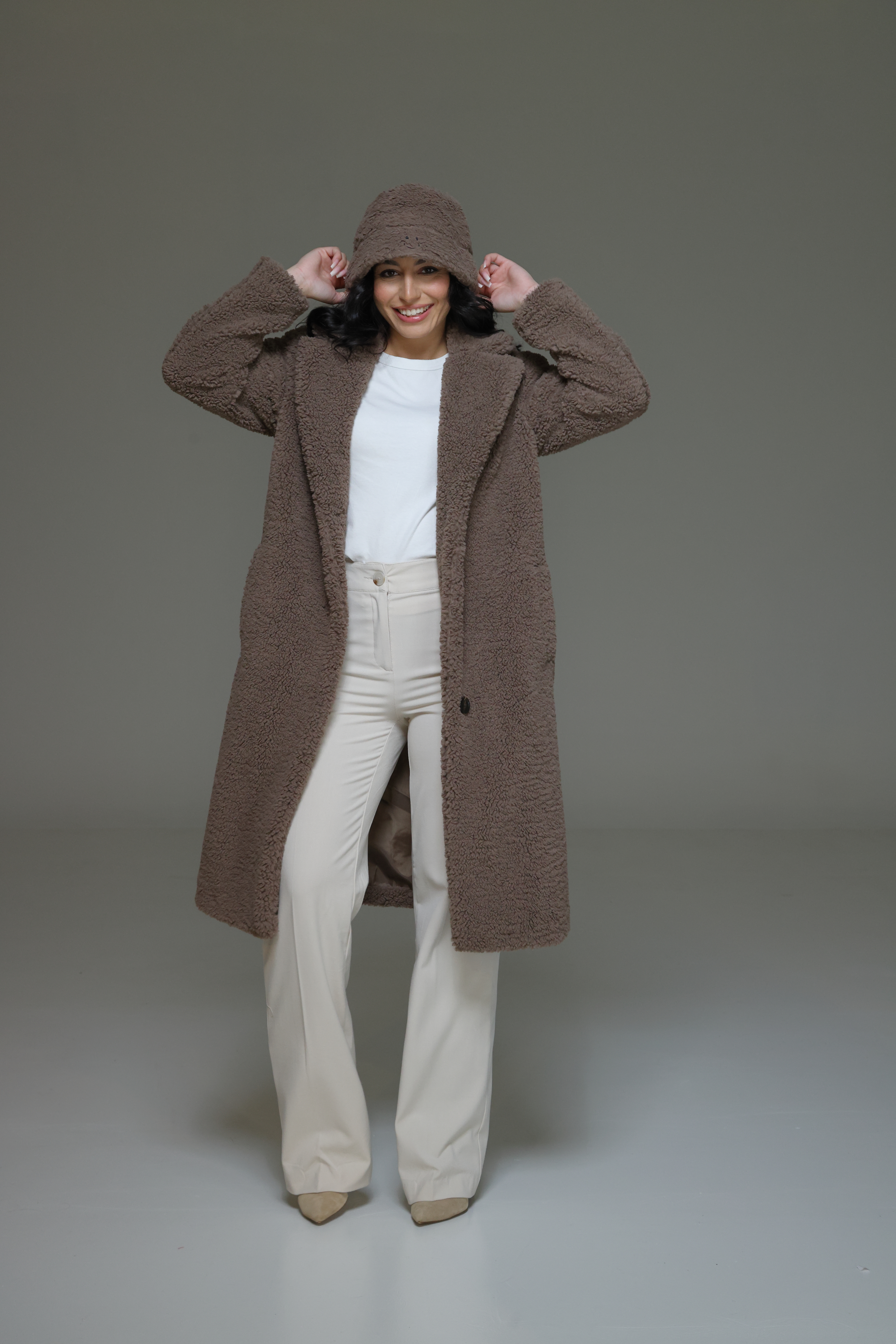 TED Teddymantel leafless tree