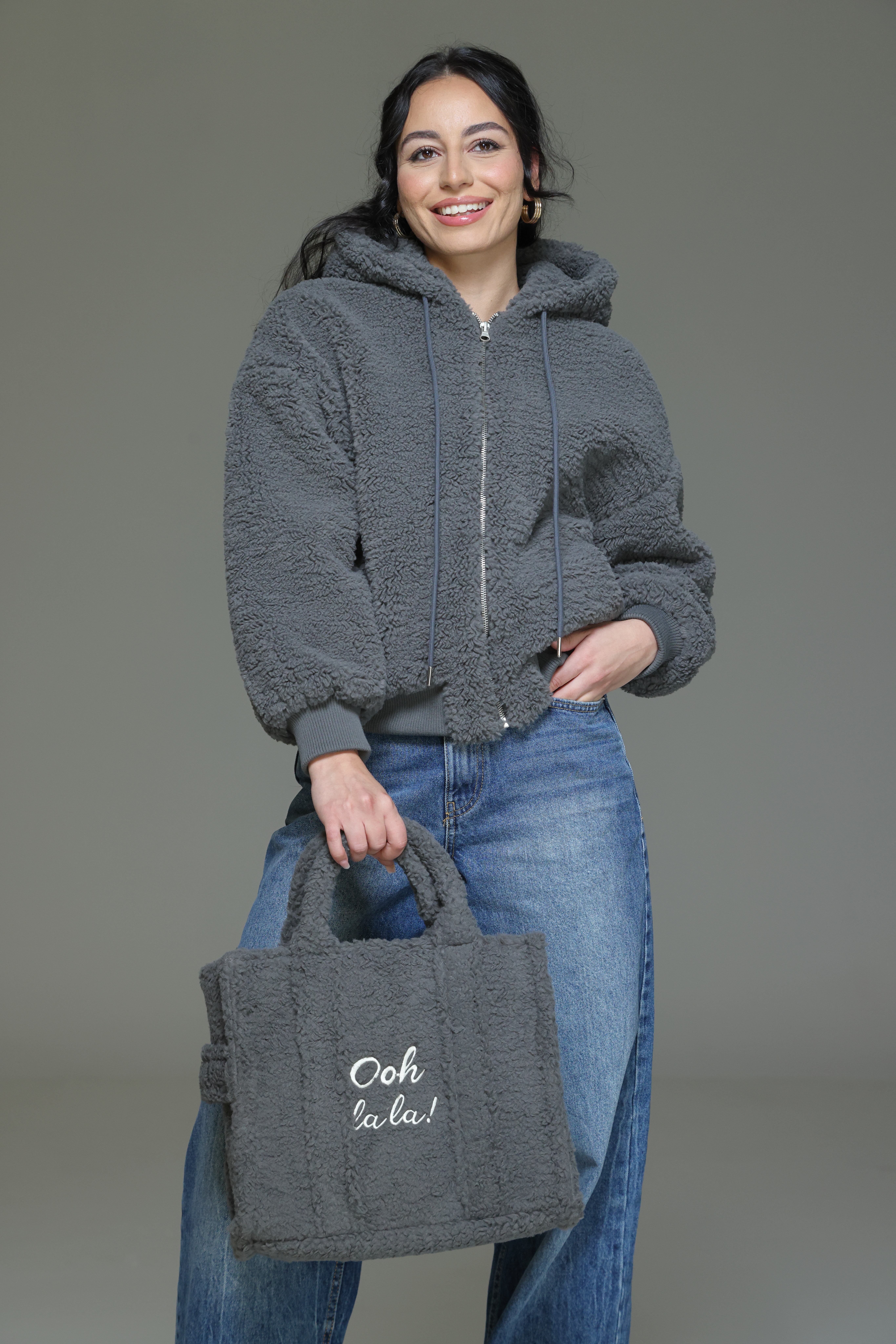 SALIA Teddytasche Flauschtasche Oh LaLa light olive